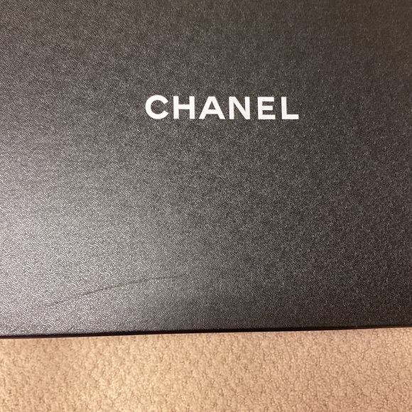 Chanel box - Picture 4 of 4